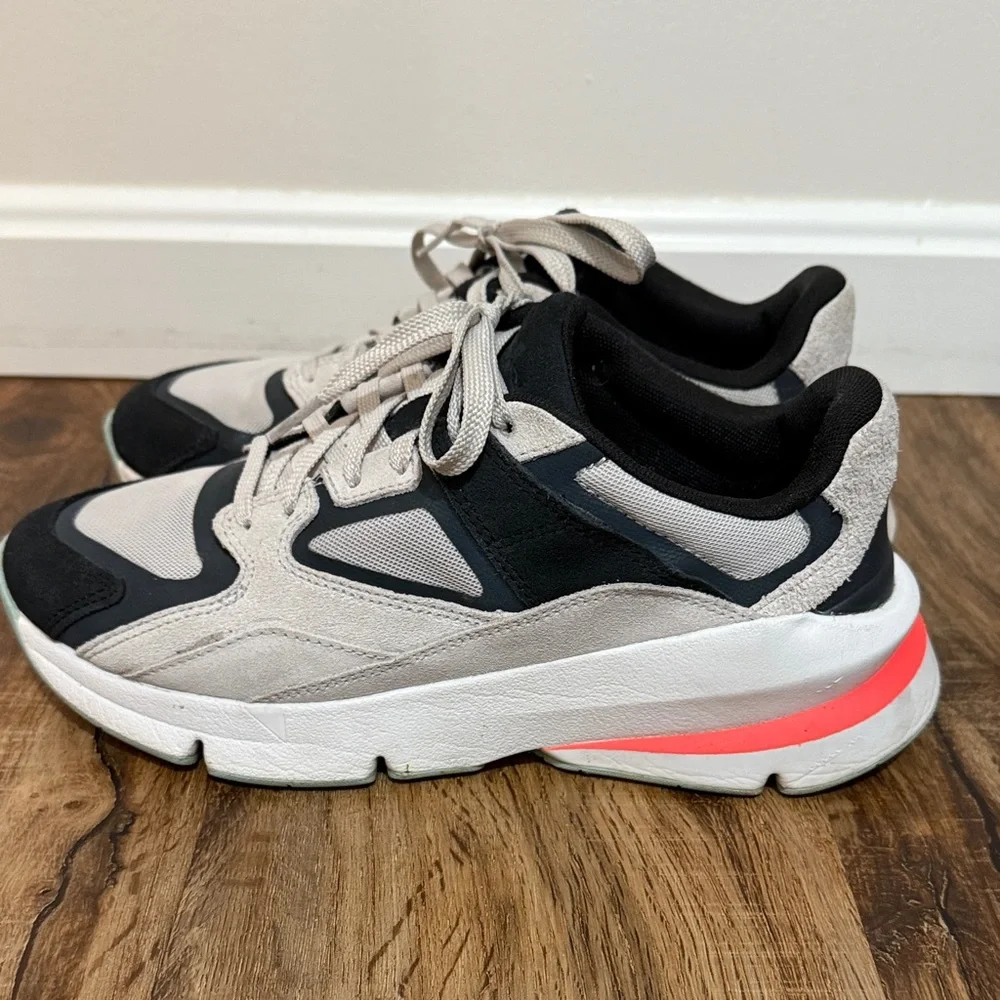 Under Armour Black and Gray Dad Sneakers, Trainers Casual Sneakers size 8.5 - Picture 4 of 10